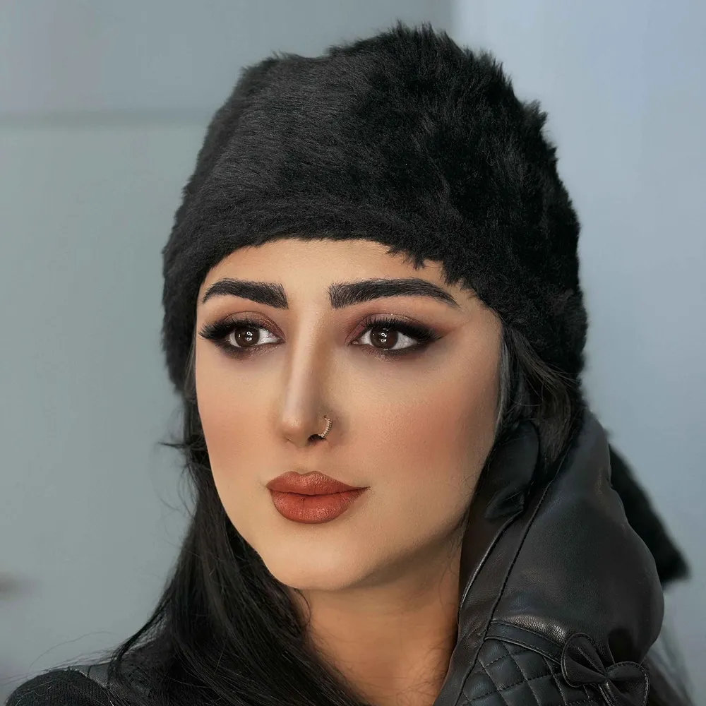 نمونه کارهای بیشتر داخل پیج هستن 