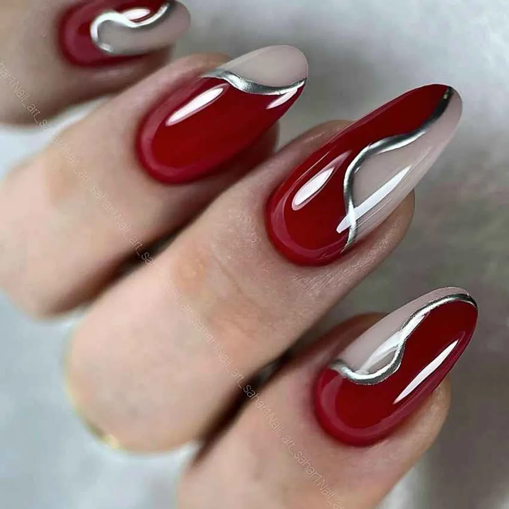 کاشت ناخن با پرسنل حرفه ای