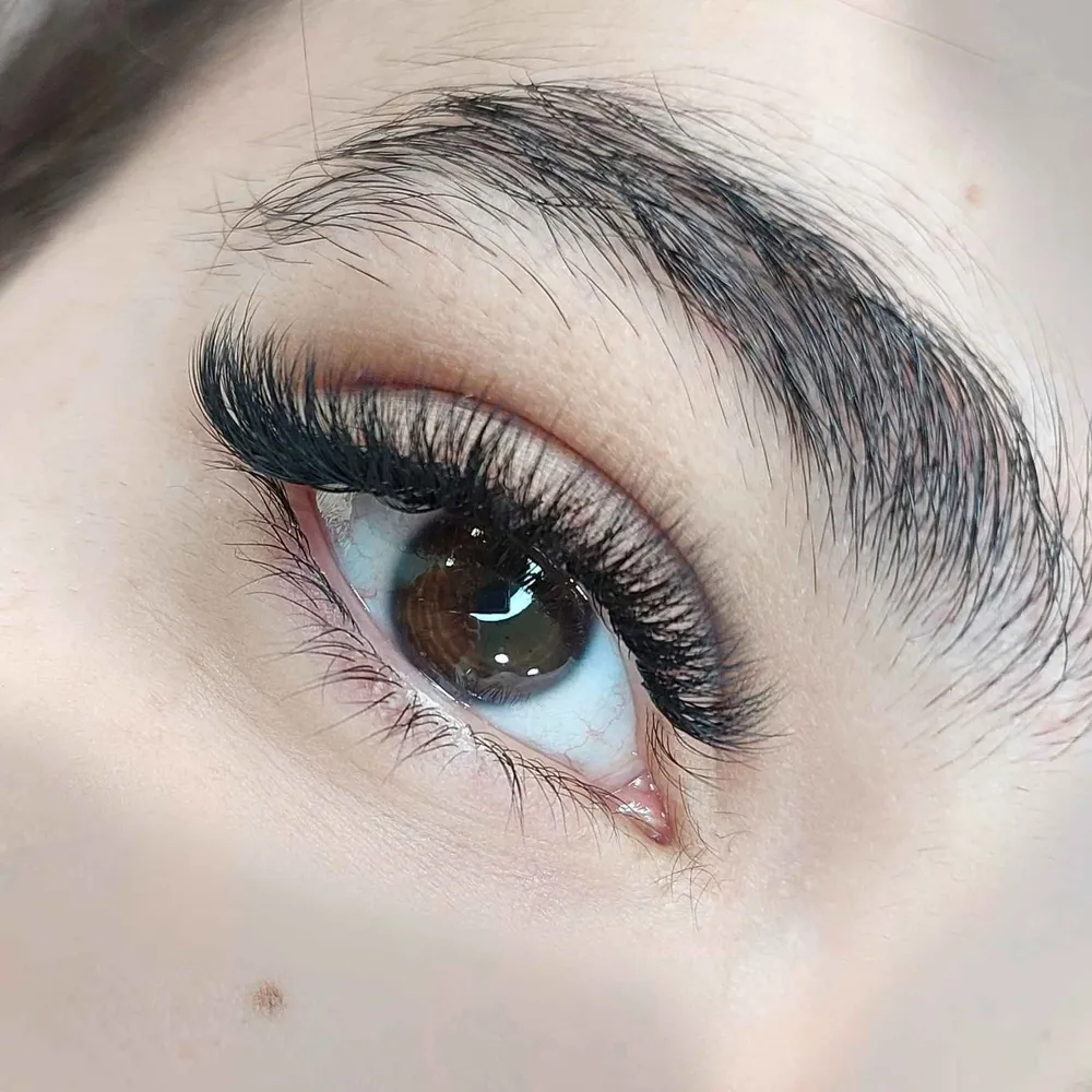 اکستنشن مژه والیوم