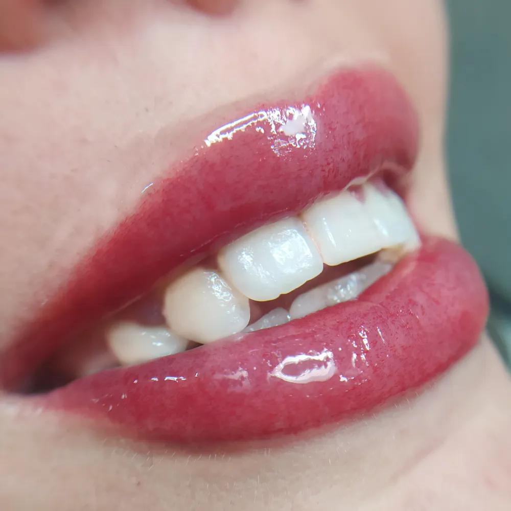 شید لب نچرال