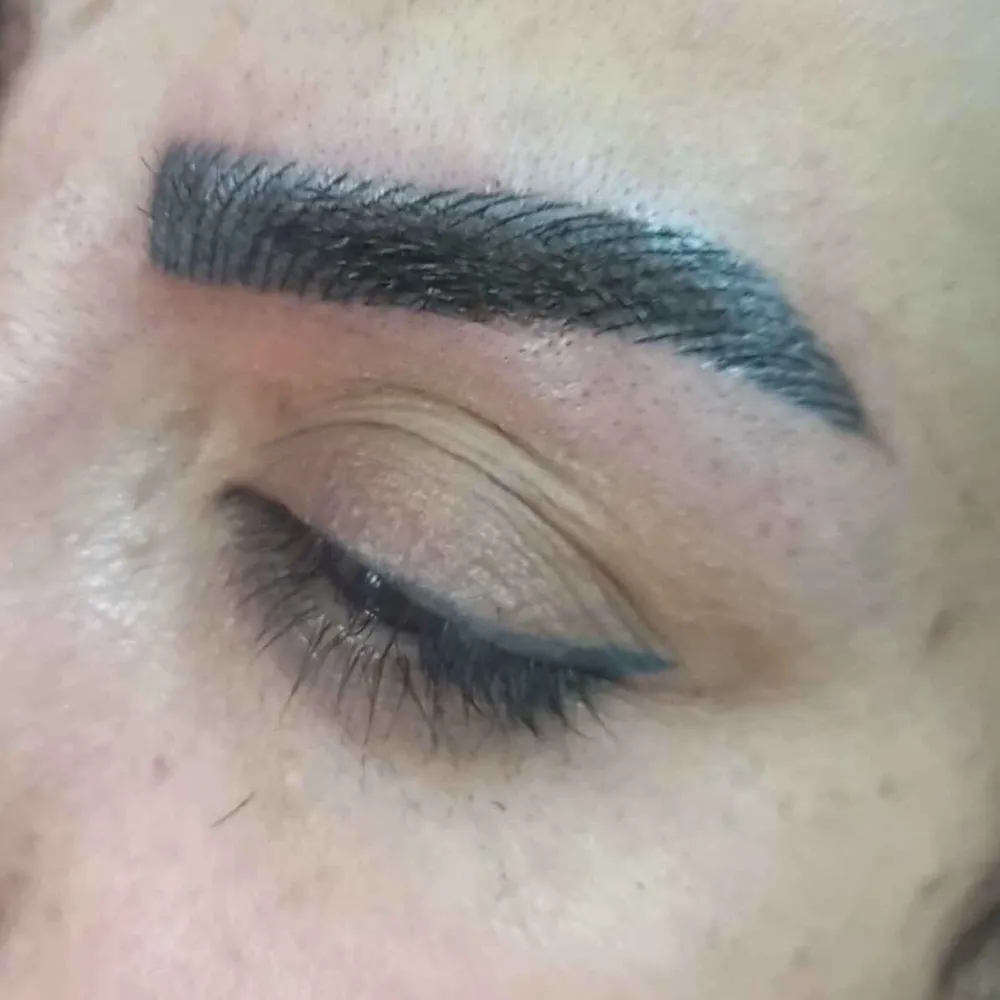 فیبروز ابرو