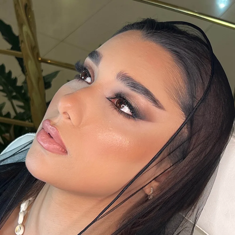 میکاپ حرفه ای