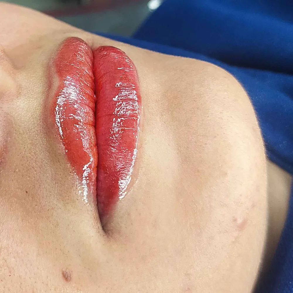 متخصص زیبایی 