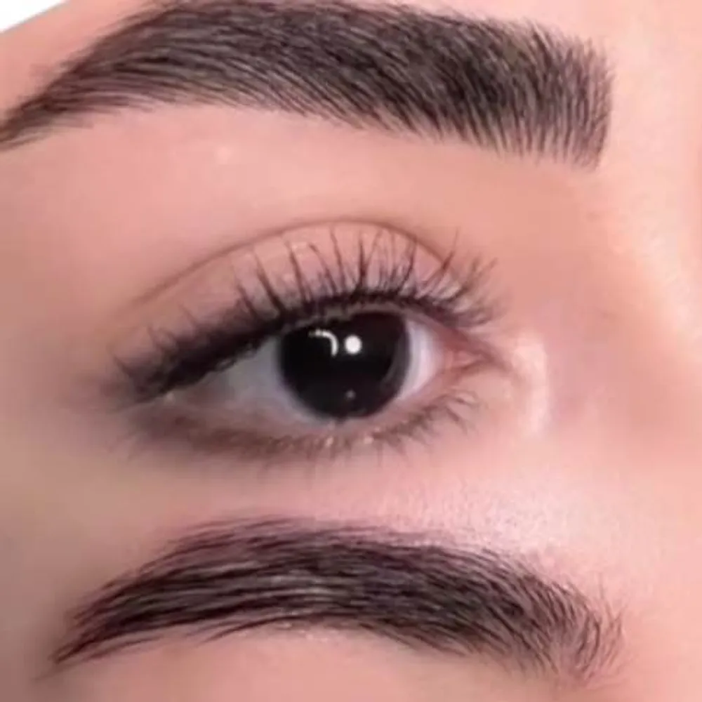 فیبروز ابرو 