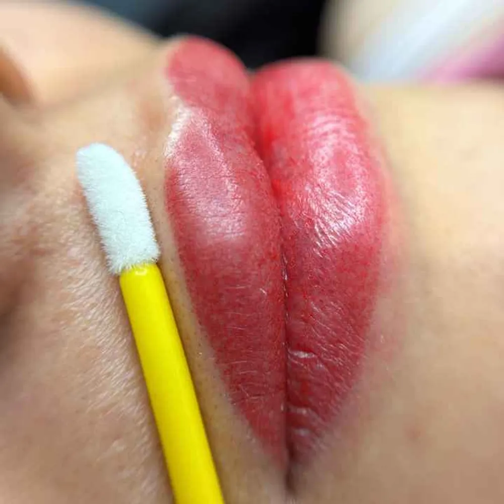 شیدینگ لب قم