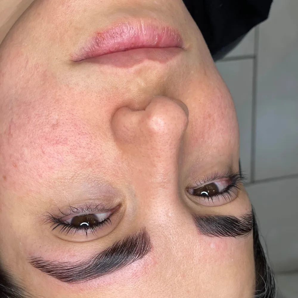 لیفت و لمینیت مژه و ابرو