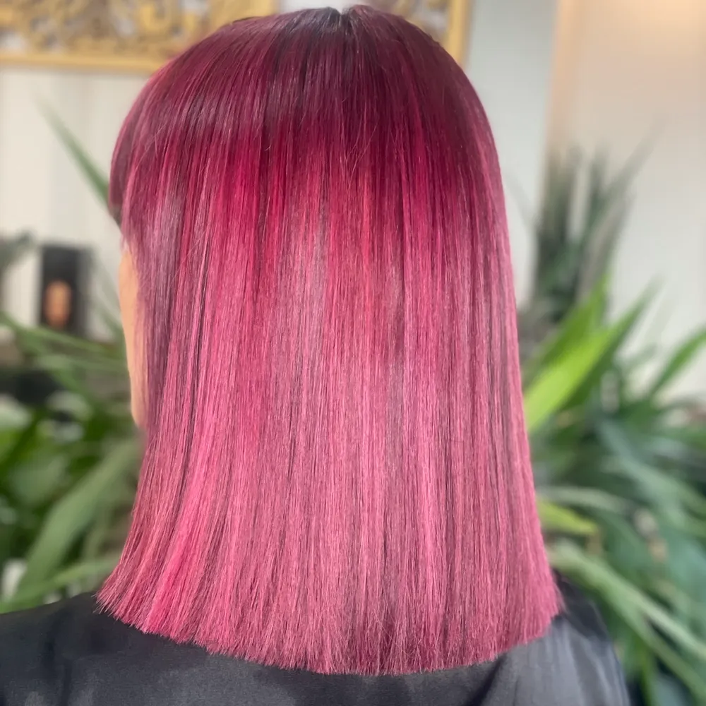 رنگ فانتزی بنفش صورتی با جلوه براق و یکنواخت 