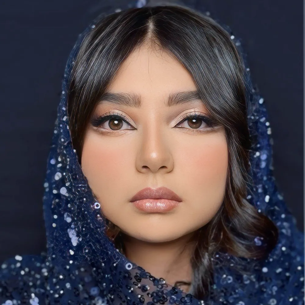 میکاپ چشم پف دار 