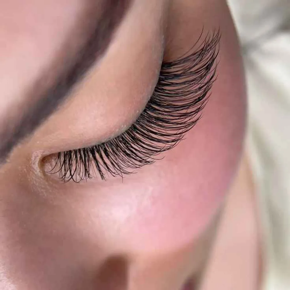 اکستنشن مژه