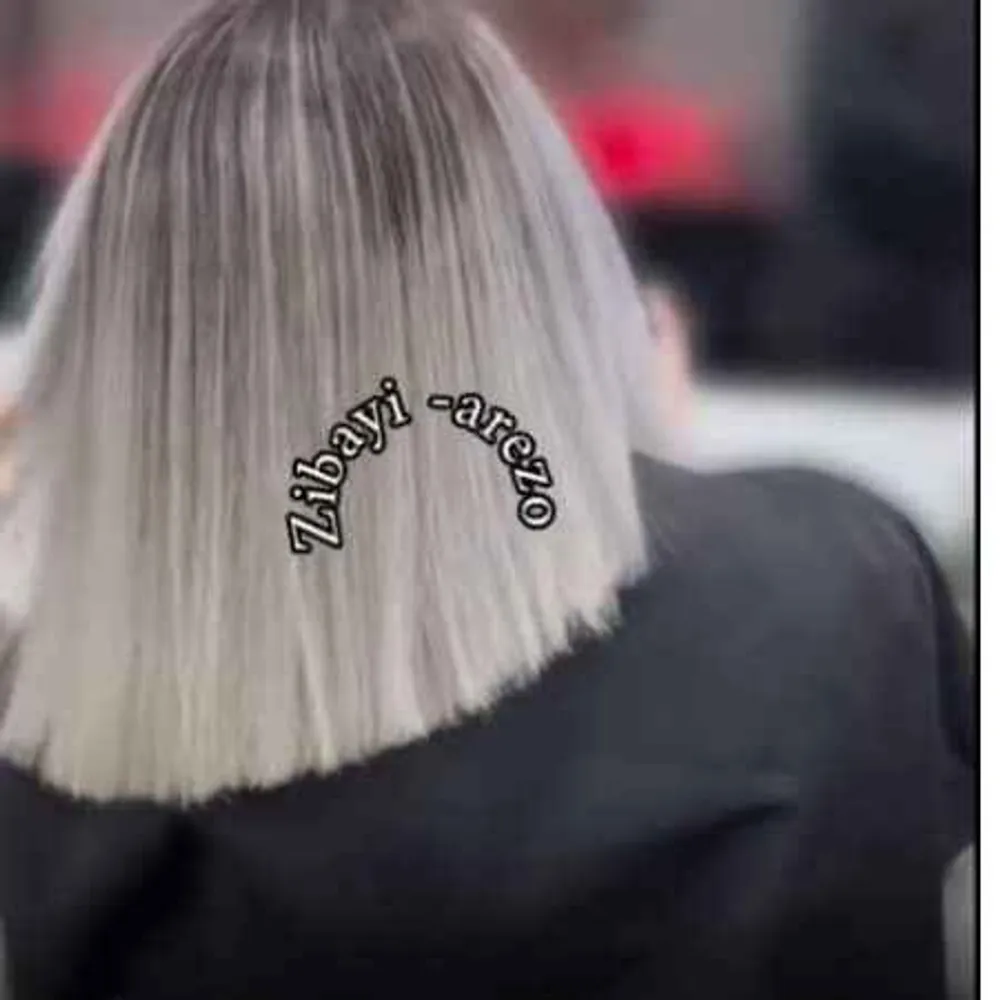 دکلره به سبک شاتوش