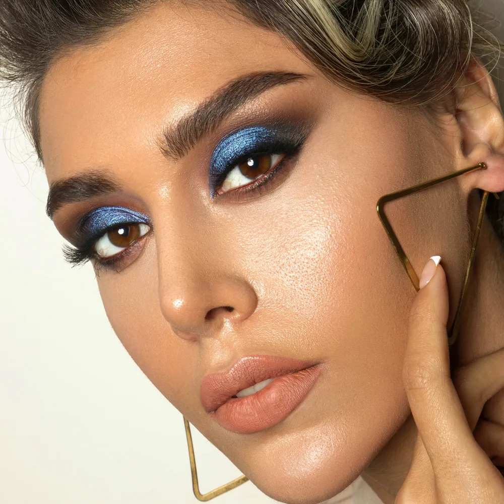 میکاپ cut crease 
