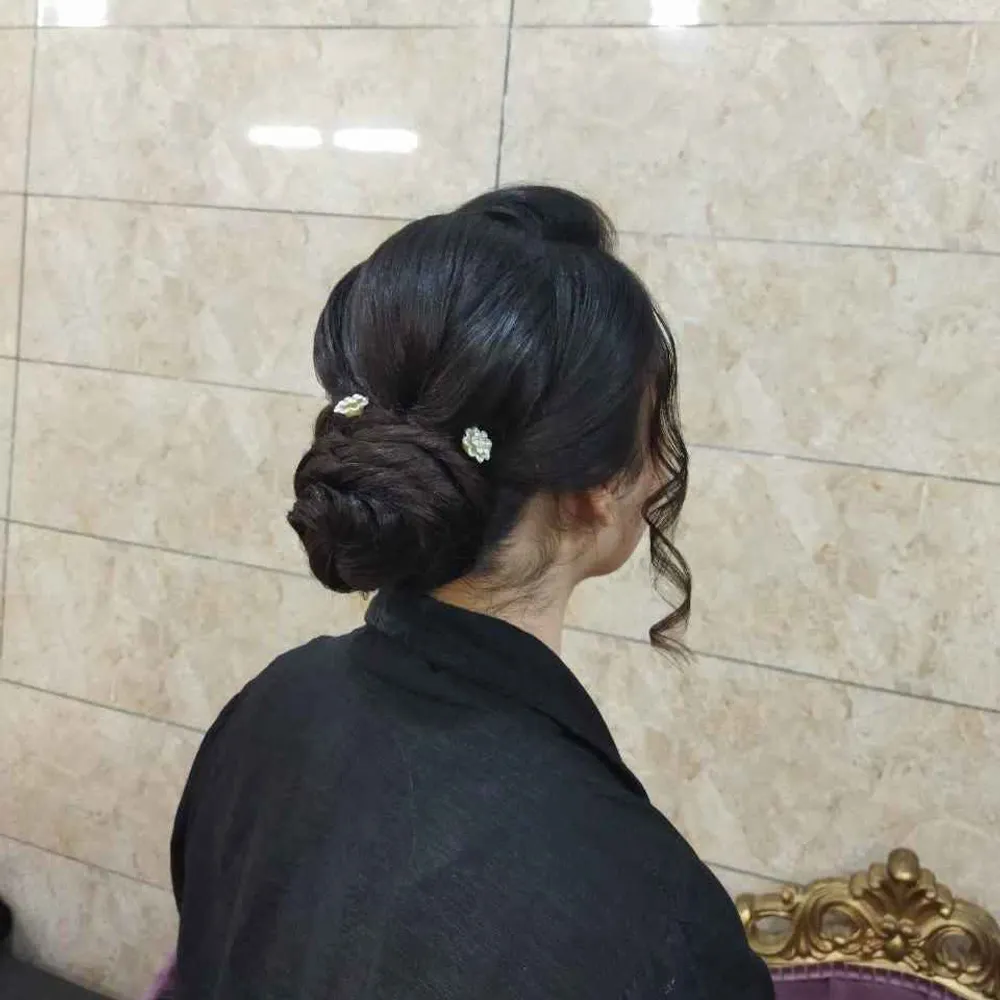 شنیون میکاپ شنیون عروس شنیون پایه سالن زیبایی 