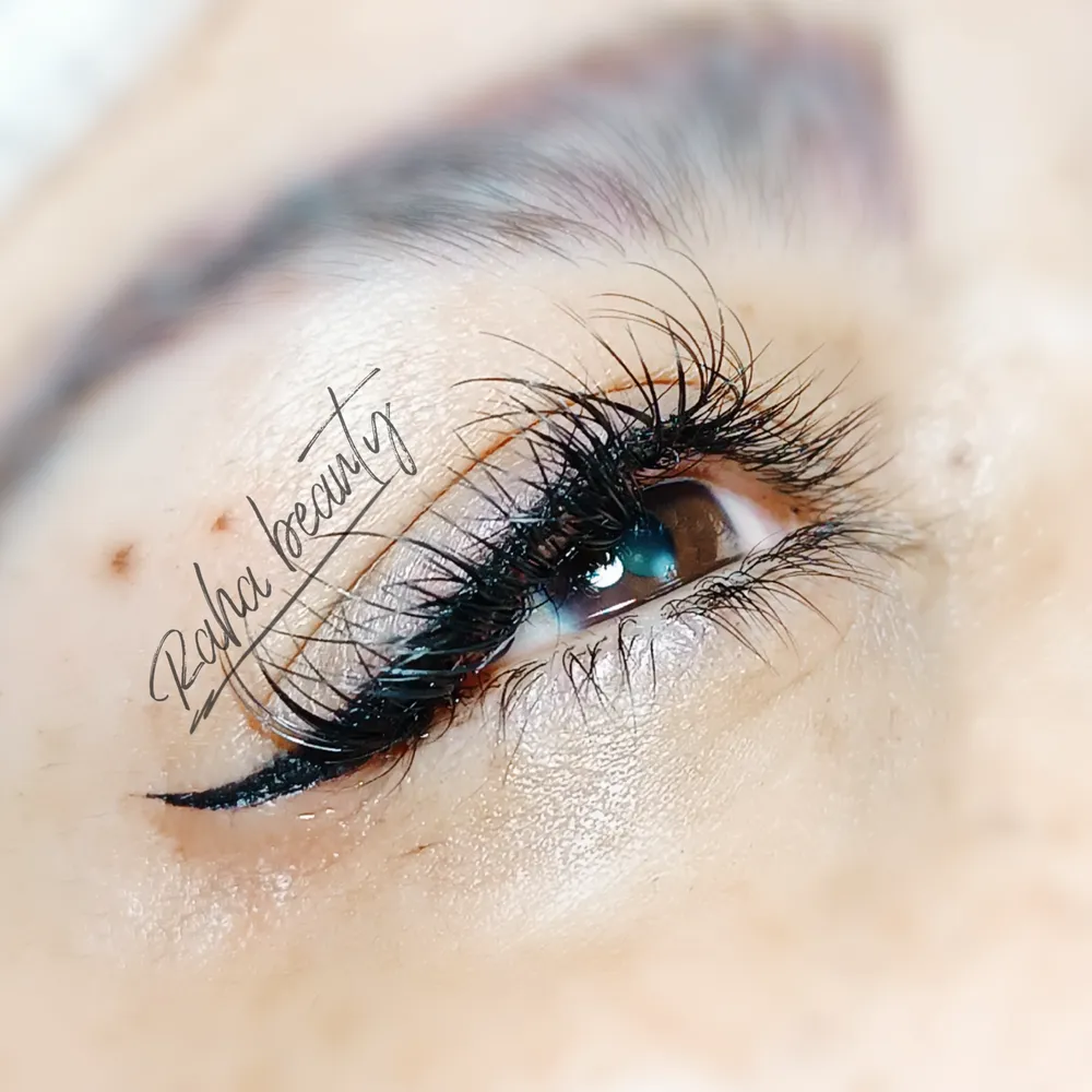 خط چشم مینیاتوری