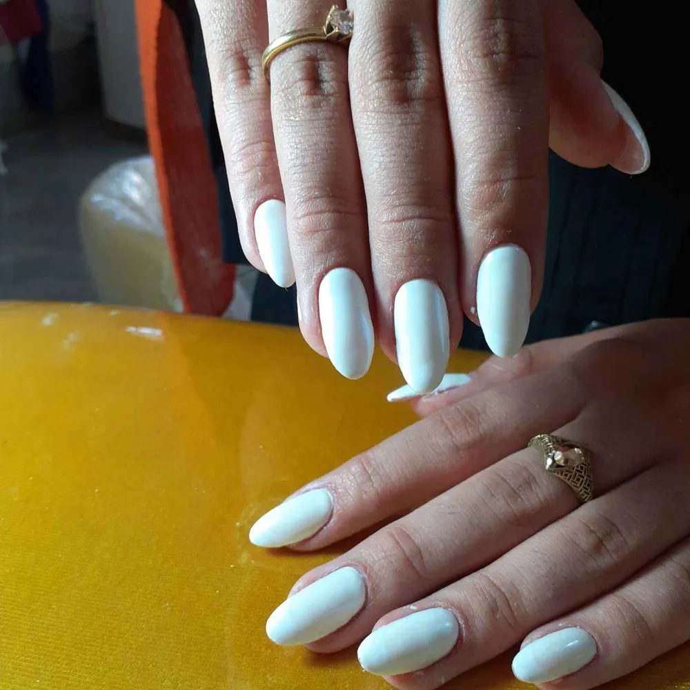 کاشت ناخن عروس زیبامون