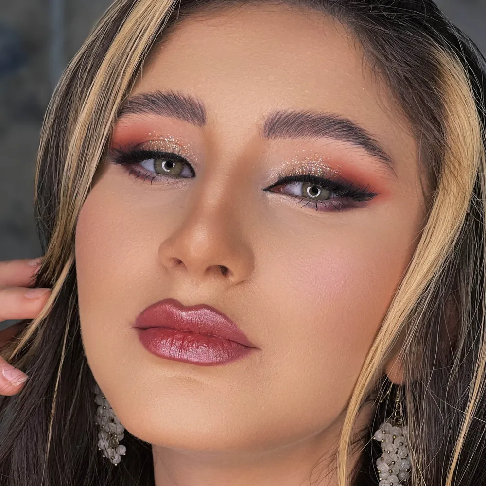 میکاپ گرم و‌شاینی