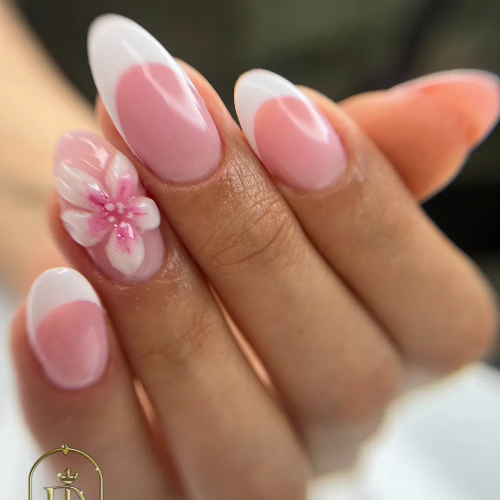 ناخن دخترانه صورتی