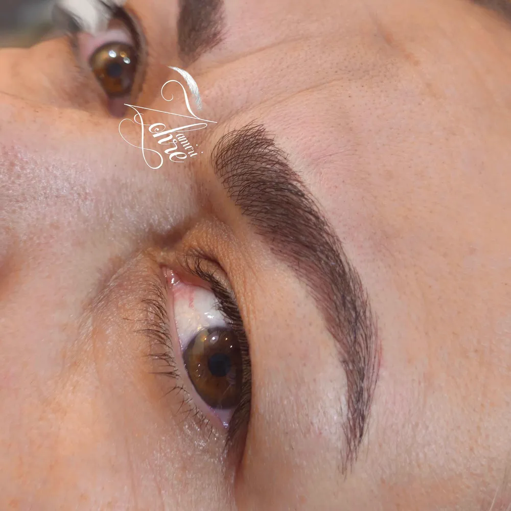 میکرو بلیدینگ ابرو