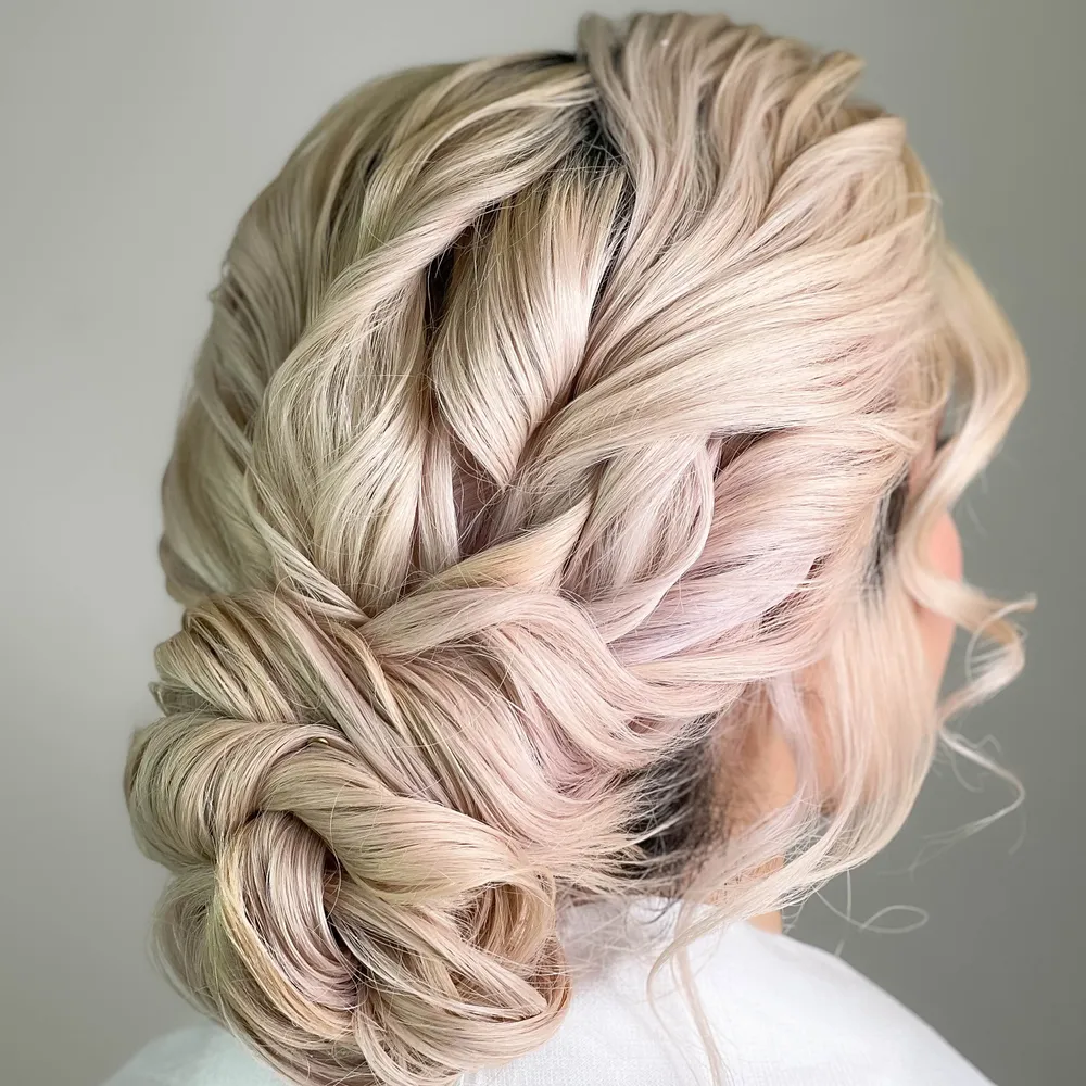 شنیون اروپایی