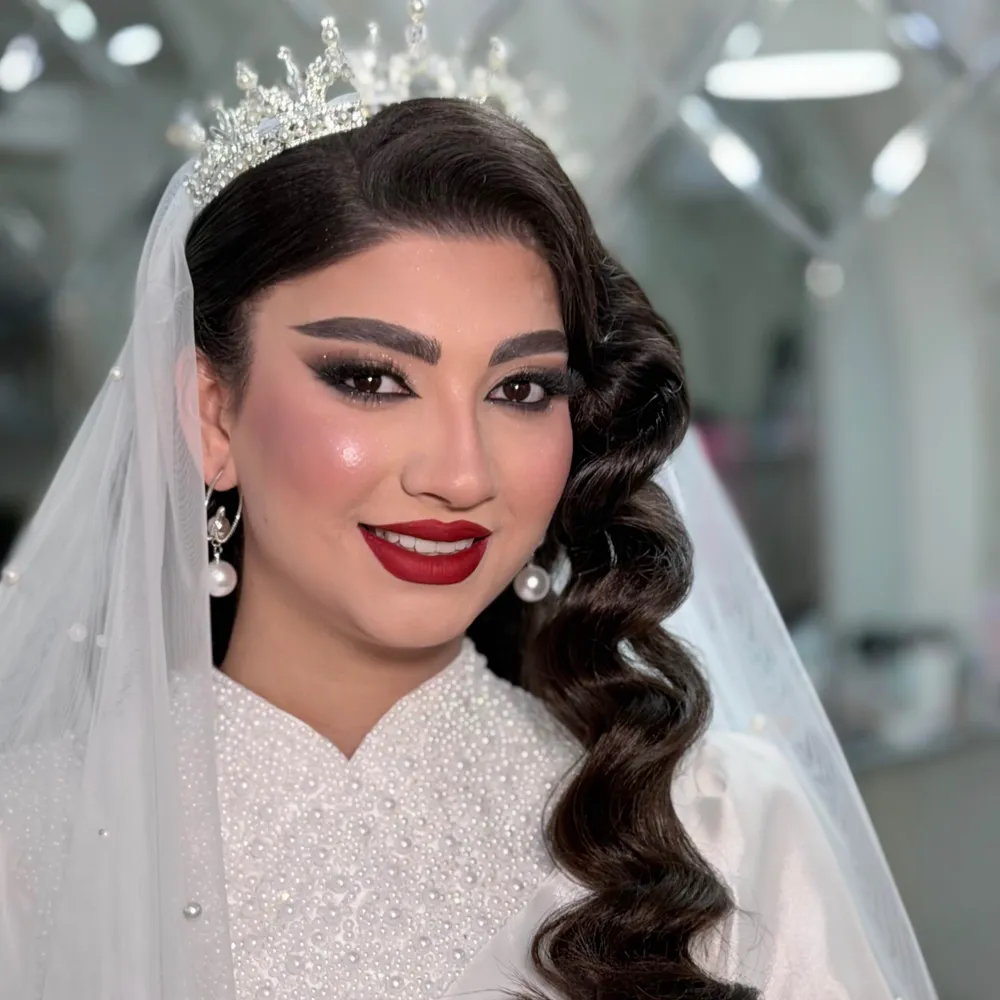 میکاپ و شنیون عروس