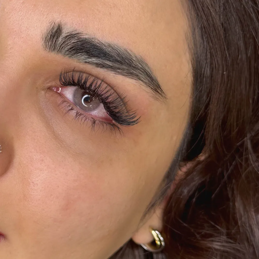 اکستنشن مژه اسپایکی