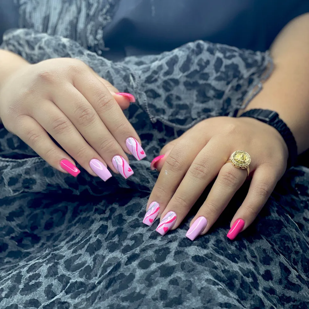 کاشت ناخن