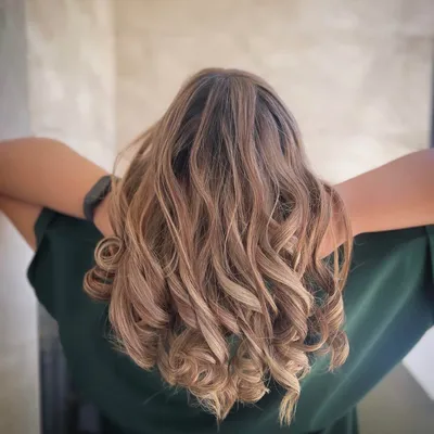 پگاه آذرنیا