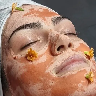 پاکسازی و فیشیال صورت