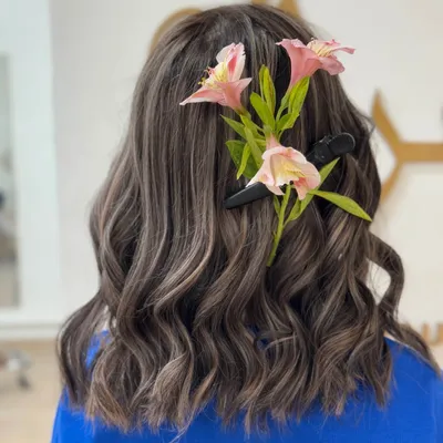 مژگان شریعت