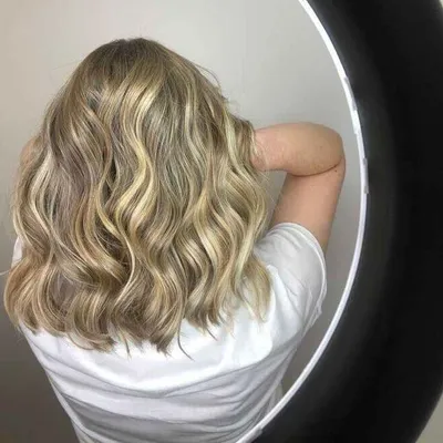 سارا کریم پور 