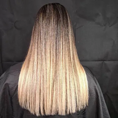 زیبایی ماه خانم