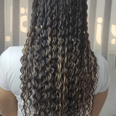 خدیجه  کشگر