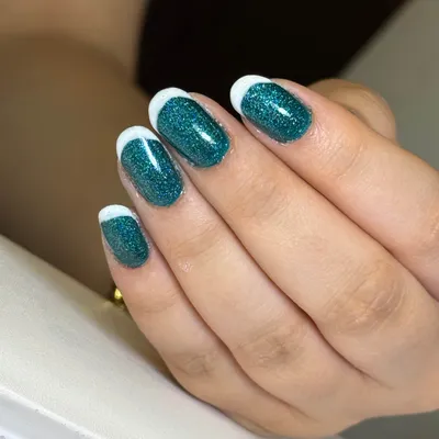 نازنین موسوی